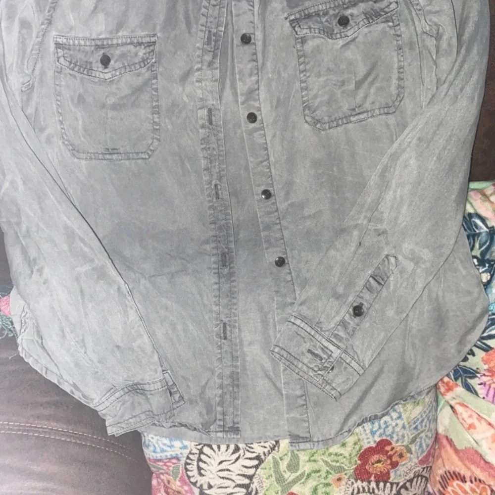Universal thread button shirt - Picture 3 of 4
